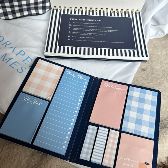 Draper James navy white check bucket bag, party planner and sticky notes - Picture 2 of 4